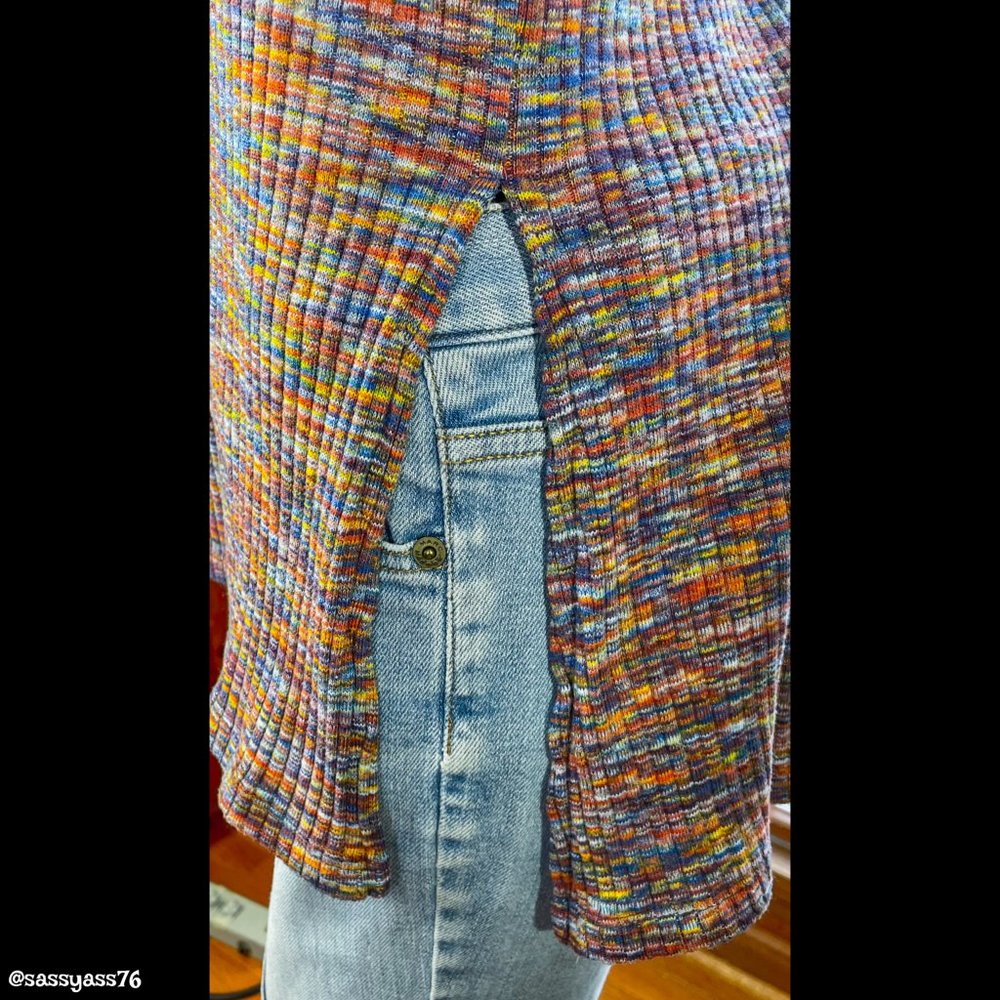 ▪️ANTHRO▪️AKEMI + KIN▪️Thin Ribbed Rainbow Spacedye ZAKA Bell Sleeve Top - Picture 4 of 7